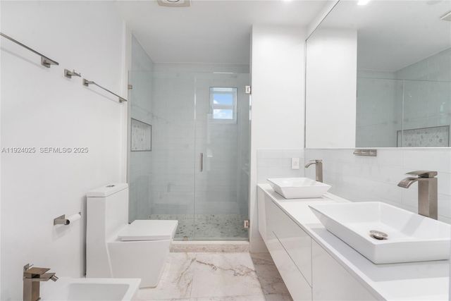 801 NE 76th St, Miami, FL 33138