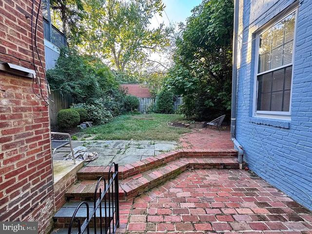 213 & 215 5TH ST SE, Washington, DC 20003