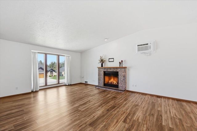 11222 E Sundown Dr, Spokane Valley, WA 99206