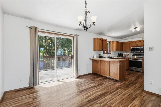 11222 E Sundown Dr, Spokane Valley, WA 99206