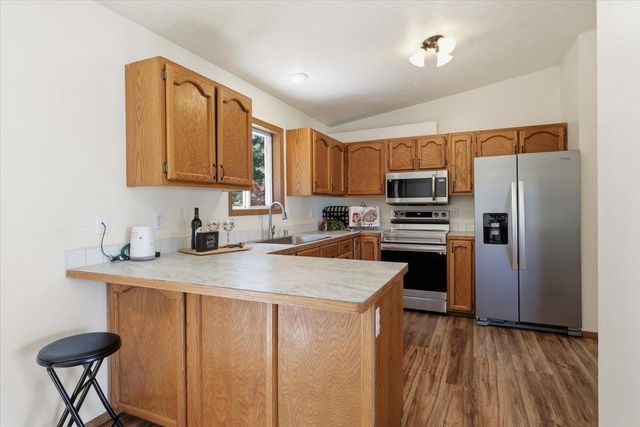 11222 E Sundown Dr, Spokane Valley, WA 99206