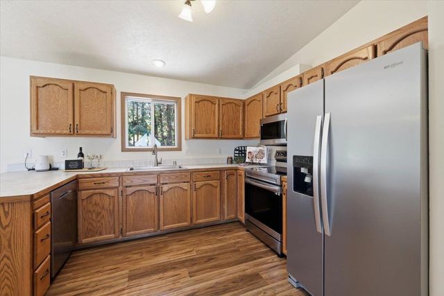 11222 E Sundown Dr, Spokane Valley, WA 99206