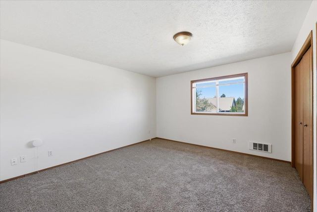 11222 E Sundown Dr, Spokane Valley, WA 99206