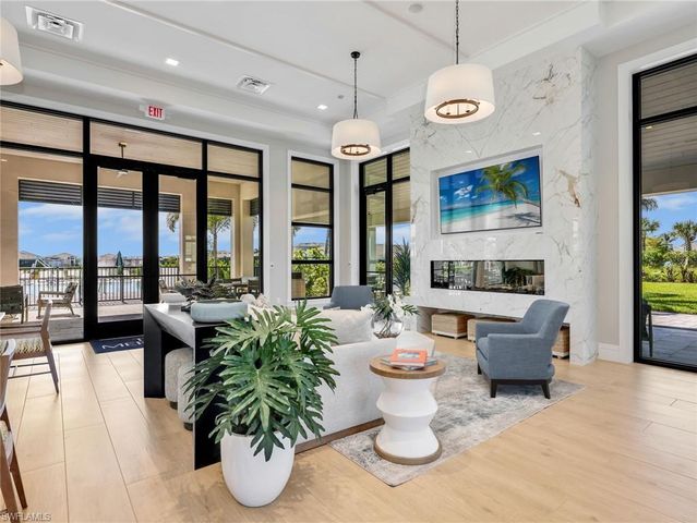 9171 Wisteria WAY, Naples, FL 34114