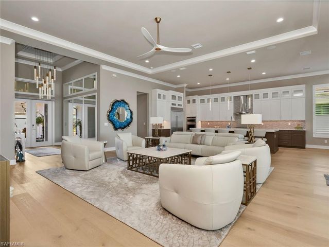 9171 Wisteria WAY, Naples, FL 34114
