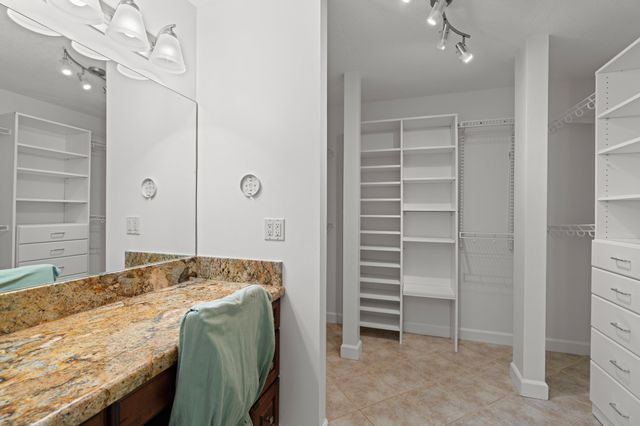 200 Brackenwood Terrace, Palm Beach Gardens, FL 33418