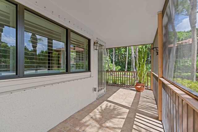 200 Brackenwood Terrace, Palm Beach Gardens, FL 33418