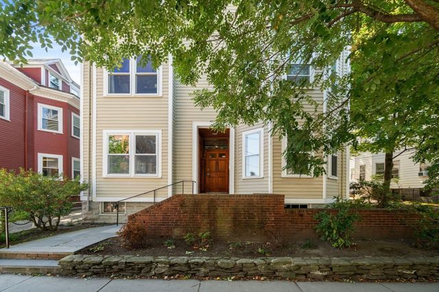 16 Upland Road 2, Cambridge, MA 02140