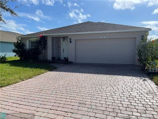 1435 9th Place, Vero Beach, FL 32960