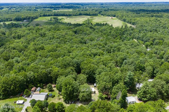 1223 Sheppard Rd, Jamestown, TN 38556