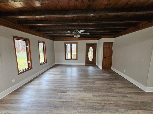 301 Crouse Mountain Lane, Lexington, NC 27292