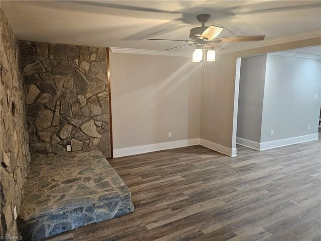 301 Crouse Mountain Lane, Lexington, NC 27292