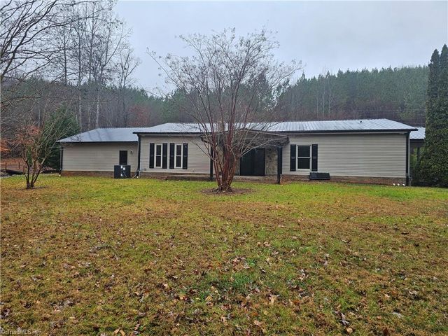 301 Crouse Mountain Lane, Lexington, NC 27292