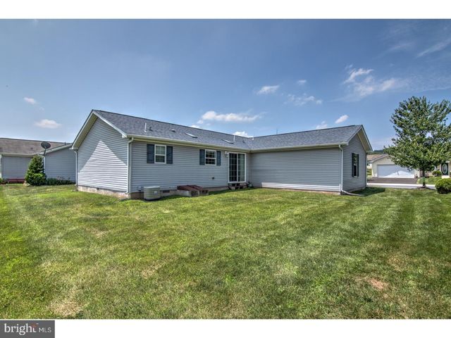 108 RANDOM RD, Douglassville, PA 19518