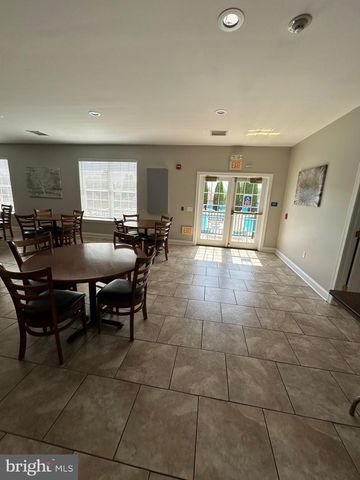 108 RANDOM RD, Douglassville, PA 19518