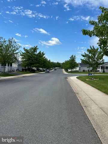108 RANDOM RD, Douglassville, PA 19518