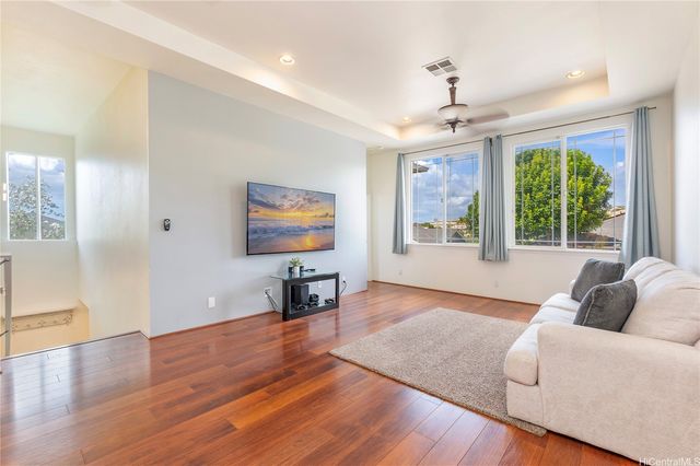 92-1087 Palahia Street B, Kapolei, HI 96707