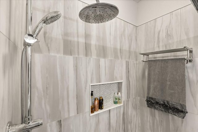 5001 FOXFIRE LANE, Lake Mary, FL 32746