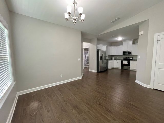 128 Heyward Dr, Dothan, AL 36303