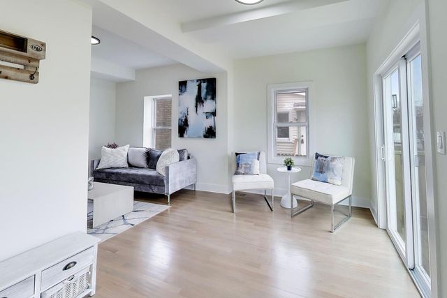 4912 W Drummond Place, Chicago, IL 60639