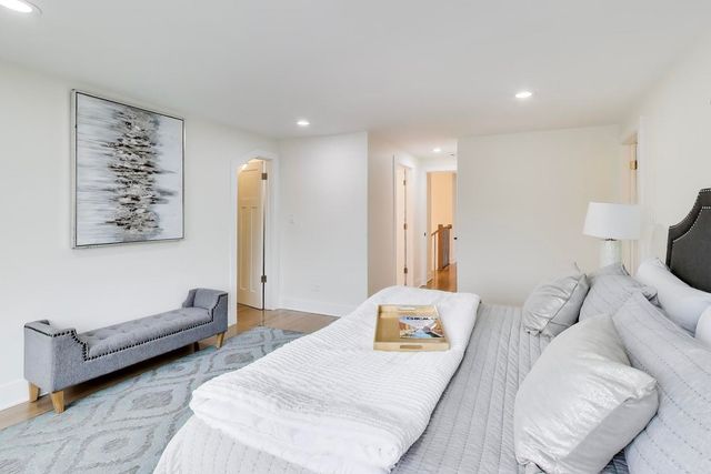 4912 W Drummond Place, Chicago, IL 60639