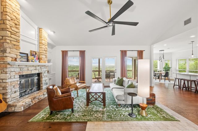1528 Ben Crenshaw WAY, Austin, TX 78746