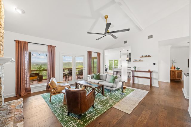 1528 Ben Crenshaw WAY, Austin, TX 78746