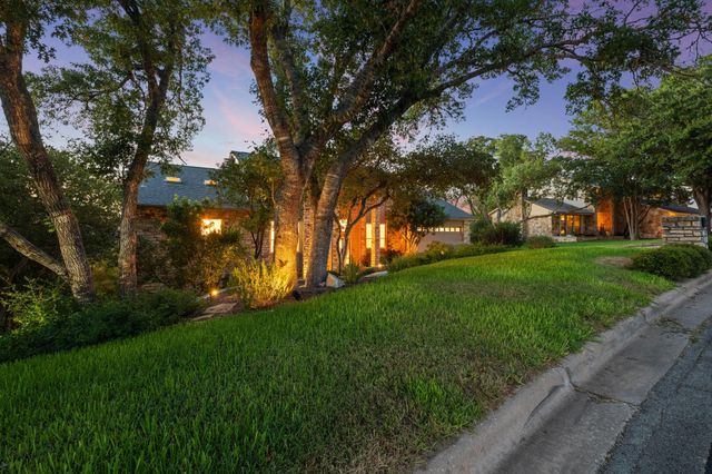 1528 Ben Crenshaw WAY, Austin, TX 78746
