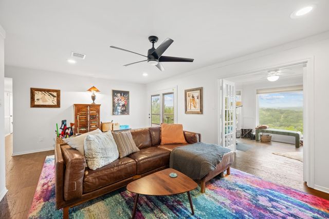 1528 Ben Crenshaw WAY, Austin, TX 78746
