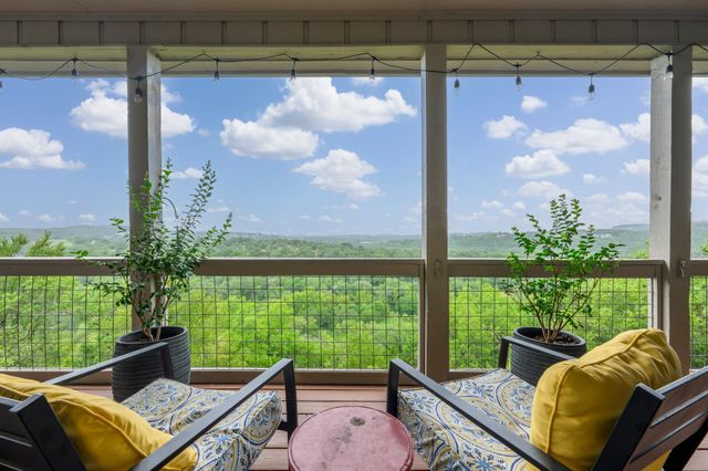 1528 Ben Crenshaw WAY, Austin, TX 78746