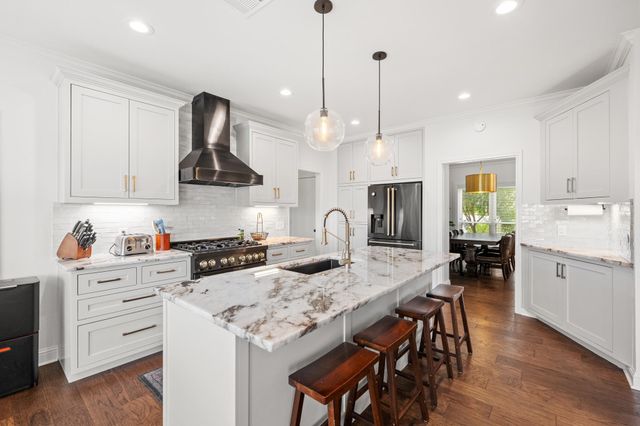 1528 Ben Crenshaw WAY, Austin, TX 78746