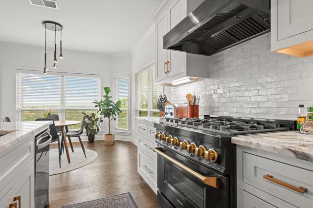 1528 Ben Crenshaw WAY, Austin, TX 78746