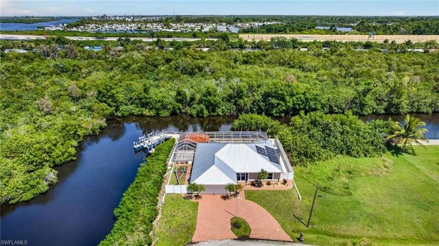 358 Morse PLZ, Fort Myers, FL 33905