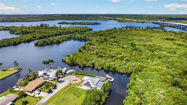 358 Morse PLZ, Fort Myers, FL 33905