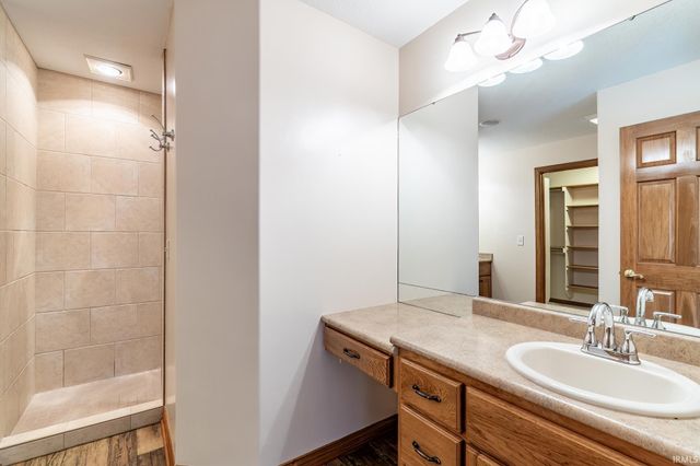 1814 Moorings Way, Fort Wayne, IN 46825