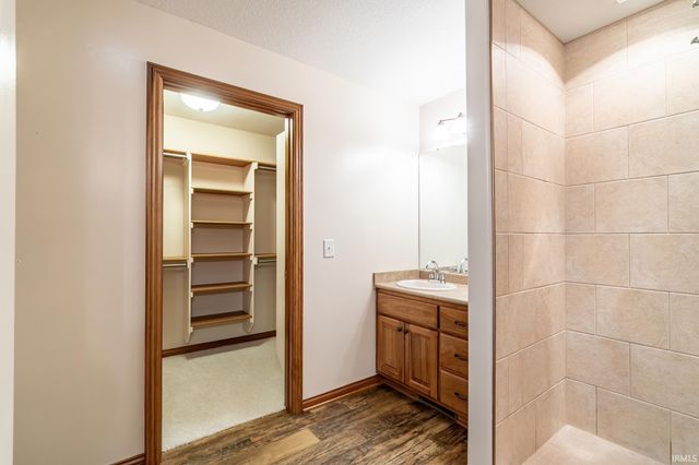 1814 Moorings Way, Fort Wayne, IN 46825