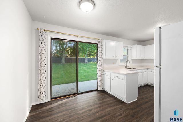 4013 S Drexel Dr Drive, Sioux Falls, SD 57106