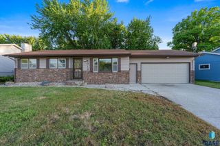 4013 S Drexel Dr Drive, Sioux Falls, SD 57106