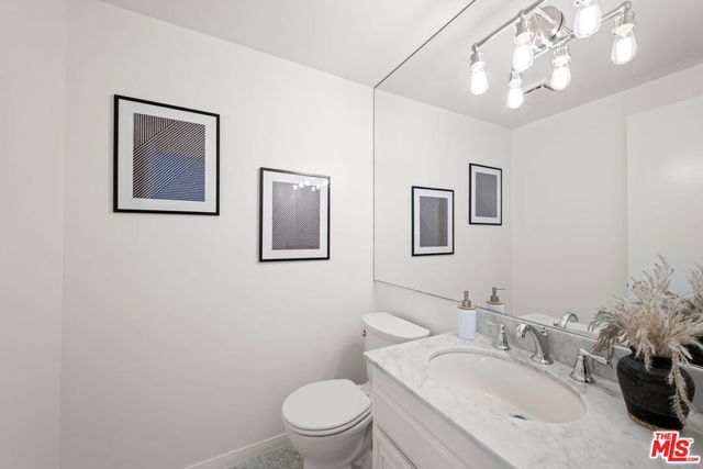 17243 Palisades Circle, Pacific Palisades, CA 90272