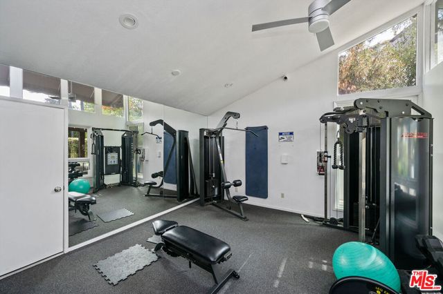 17243 Palisades Circle, Pacific Palisades, CA 90272