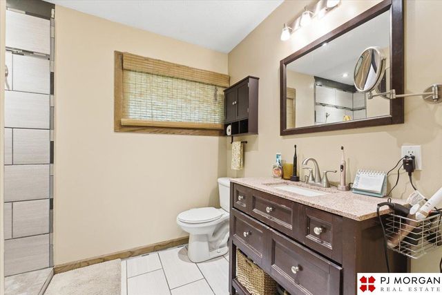 2921 S 104th Street, Omaha, NE 68124