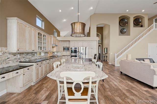 6263 Vacquero Circle, Castle Pines, CO 80108
