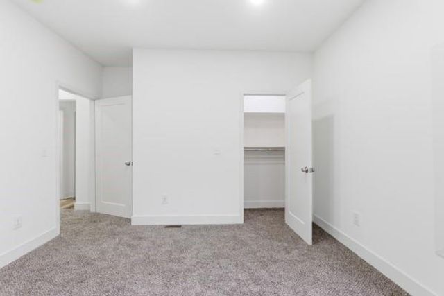 7801 STOVER Lane, Kansas City, KS 66109