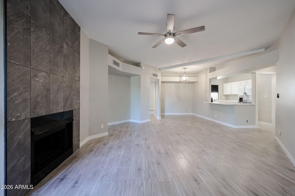 10301 N 70TH Street 107, Paradise Valley, AZ 85253 — photo 4