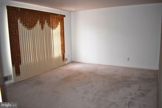 1001 ELDERBERRY PL, Capitol Heights, MD 20743