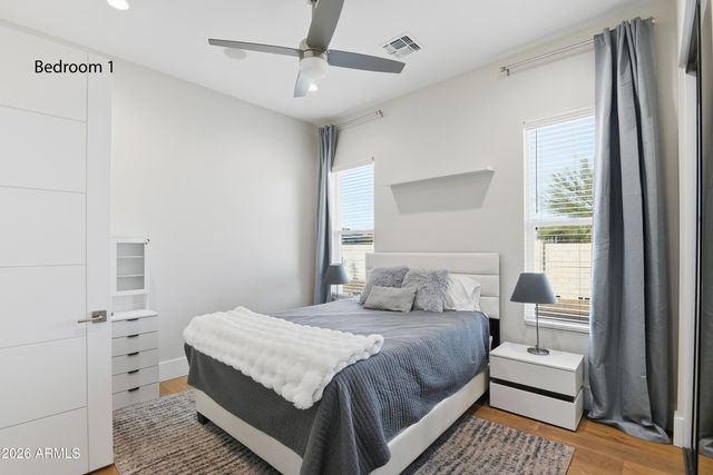 37913 N 14TH Avenue, Phoenix, AZ 85086