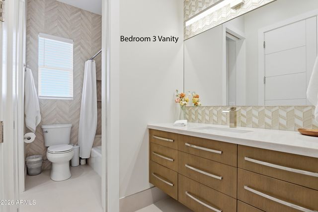 37913 N 14TH Avenue, Phoenix, AZ 85086