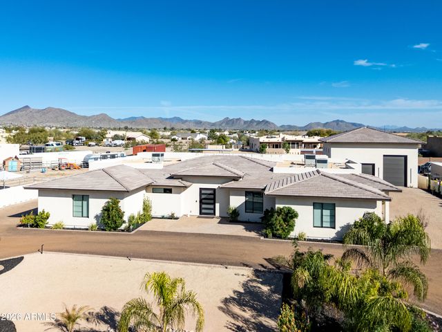 37913 N 14TH Avenue, Phoenix, AZ 85086