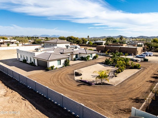 37913 N 14TH Avenue, Phoenix, AZ 85086