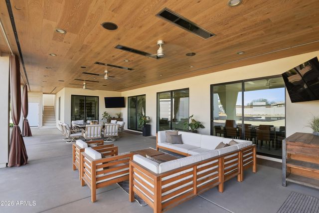 37913 N 14TH Avenue, Phoenix, AZ 85086